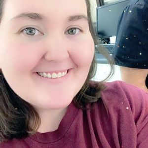 Meet your Posher, Abigail